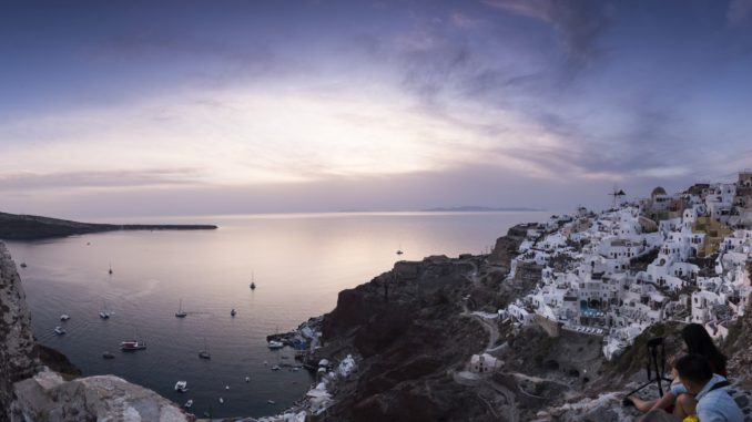 Natürlich zählt auch Santorini zu den Inseln, die von Celestyal Cruises angefahren werden. Foto: Celestyal Cruises Natürlich zählt auch Santorini zu den Inseln, die von Celestyal Cruises angefahren werden. Foto: Celestyal Cruises
